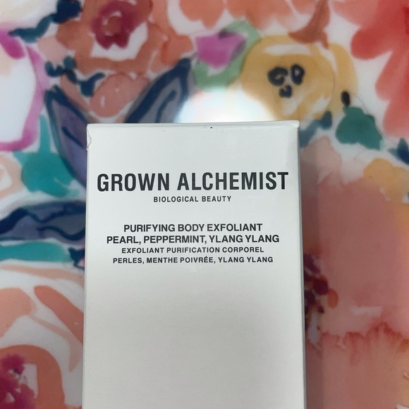 g r o w n * a l c h e m i s t * e x f o l i a n t - Picture 4 of 6